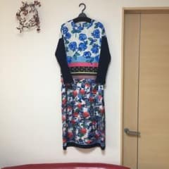 【ミッチ様専用】リブ使いパネルプリントワンピースのサムネイル