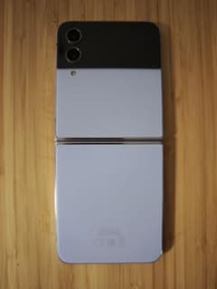 Samsung Galaxy Z Flip4 Blue ジャンク Samsung Galaxy Z Flip4 Blue ジャンク - メルカリ