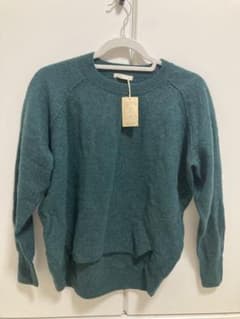新品　ニットのサムネイル