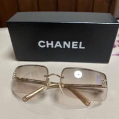 CHANELサングラスのサムネイル