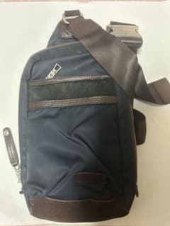 【極美品・日本製】master-piece デンシティ ボディバッグ ネイビーのサムネイル
