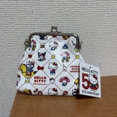 ハローキティ50周年記念ポーチ　ユニバーサルスタジオシンガポール限定のサムネイル