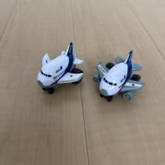 ANA 飛行機 ミニカー 2台セットのサムネイル