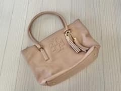 Tory Burch 2way トートバッグ タッセル付き（保存袋付き）のサムネイル
