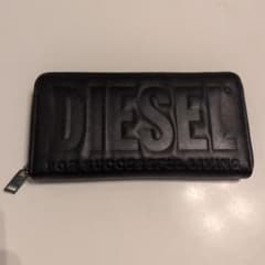 DIESEL 長財布 ブラック ラウンドファスナーのサムネイル