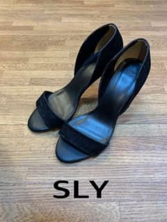 SLY スライ　パンプス サンダル 黒のサムネイル