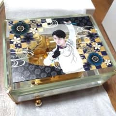 Yuzuru Hanyu Music Box　オルゴール　30弁　羽生結弦 Yuzuru Hanyu Music Box オルゴール 30弁 羽生結弦 - メルカリ