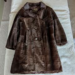 毛皮コートのサムネイル