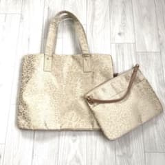 レイジースーザン　バッグ　ポーチ付き　ヒョウ柄　ベージュゴールド　トラベルバッグ