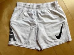 NIKE ナイキ ハーフパンツ ショートパンツ ホワイトのサムネイル