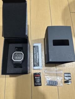 CASIO G-SHOCK gmw-b5000mb-1jf マットブラックのサムネイル