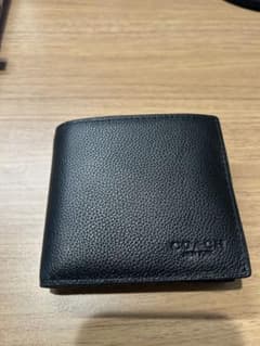 COACH 黒 レザー 二つ折り財布のサムネイル