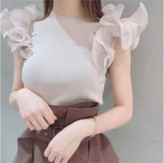 【snidel】最終お値下げ♡ラッフルスリーブニットプルオーバーのサムネイル