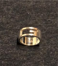 正規品　箱付　GUCCI指輪のサムネイル