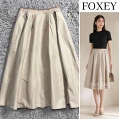 フォクシー 定価12万 パラソルフレアスカート シルクグログラン ライト