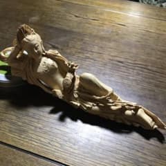横になる観音様のサムネイル