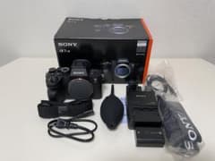 【美品】SONY α‬7RIV  ILCE-7RM4 ボディのサムネイル