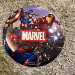 MARVEL novelty pin badge (stored at home)Stand Attached