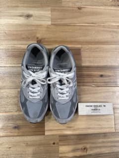 New balance 993 グレー27cm ビンセントシューレース付きのサムネイル