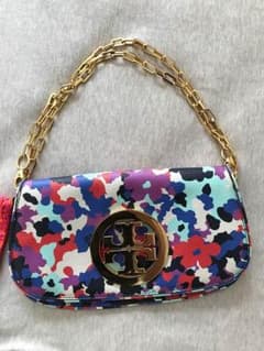 トリーバーチのサムネイル