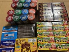 今月限定！！！お菓子おまとめセット　サービス付き！のサムネイル