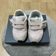 New Balance IO313 キッズスニーカー ピンク　ニューバランスのサムネイル