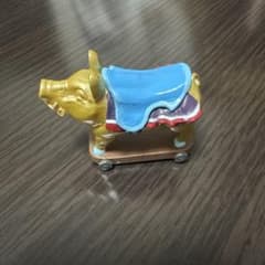[Final Price Reduction] Whisper of the Heart Pig Figurine Miniature Collection
