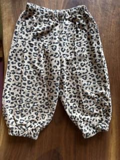 ヒョウ柄 ロングパンツ 110サイズのサムネイル