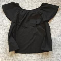 エモダ オフショルトップスのサムネイル