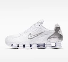 NIKE SHOX スニーカー ホワイトのサムネイル