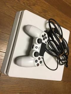 プレイステーション4 500GBのサムネイル
