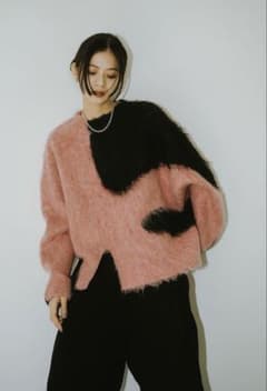 knuthmarf バイカラー シャギーニット プルオーバーのサムネイル