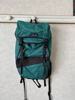 あやの様限定販売　patagonia ロールトップリュック 緑色のサムネイル