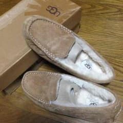 UGGモカシン正規品のサムネイル