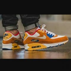 【海外限定モデル】NIKE AIR MAX 90 PREMIUM CURRYのサムネイル