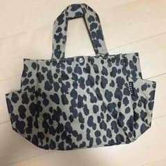 シュウマイマイ様専用(๑´ㅂ`๑)ハンドバッグのサムネイル