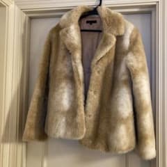 大幅再値下げ❗️Sweet Degreesのファージャケットのサムネイル