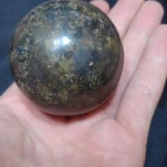 極上の泥団子  完全天然！のサムネイル