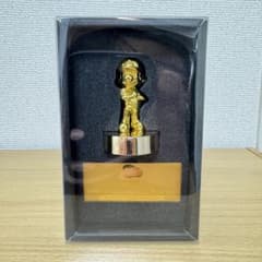 任天堂 ゴールドマリオ フィギュア 非売品のサムネイル