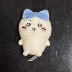 ちいかわ おすわりぬいぐるみ マスコット ハチワレのサムネイル