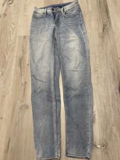 Thumbnail of H&M DIVIDED ライトブルー ストレートデニム EUR 32