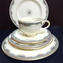未使用保管品 ロイヤルドルトン アルバニー ALBANY まとめ売り Royal Doulton ロイヤルドルトン アルバニー カップ＆ソーサー - メルカリ