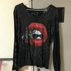 K様専用 maxsix リップオンハニー ロンT HYDEのサムネイル