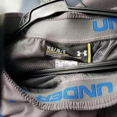 UNDER ARMOUR パンツ グレー/ブルー YLGのサムネイル