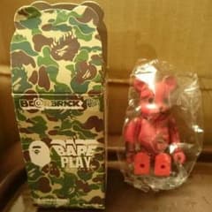 ベアブリック BAPE PLAYのサムネイル