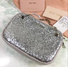 miu miu グリッター ポーチ シルバー スパンコールのサムネイル