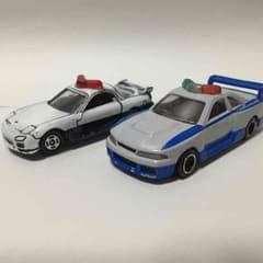 ☆値下げ中！☆トミカ  絶版 R33＆ RX-7パトカー  セット (傷等あり)のサムネイル