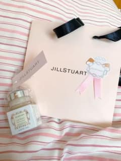 【新品‼️】【プレゼントにも‼️】JILLSTUARTリップバームのサムネイル