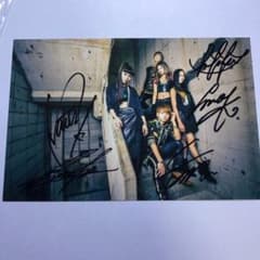 lol 直筆サイン入り写真のサムネイル