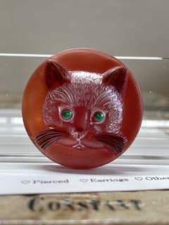 チェコガラスボタン【125】「猫」赤茶色/白/グリーンアイズのサムネイル